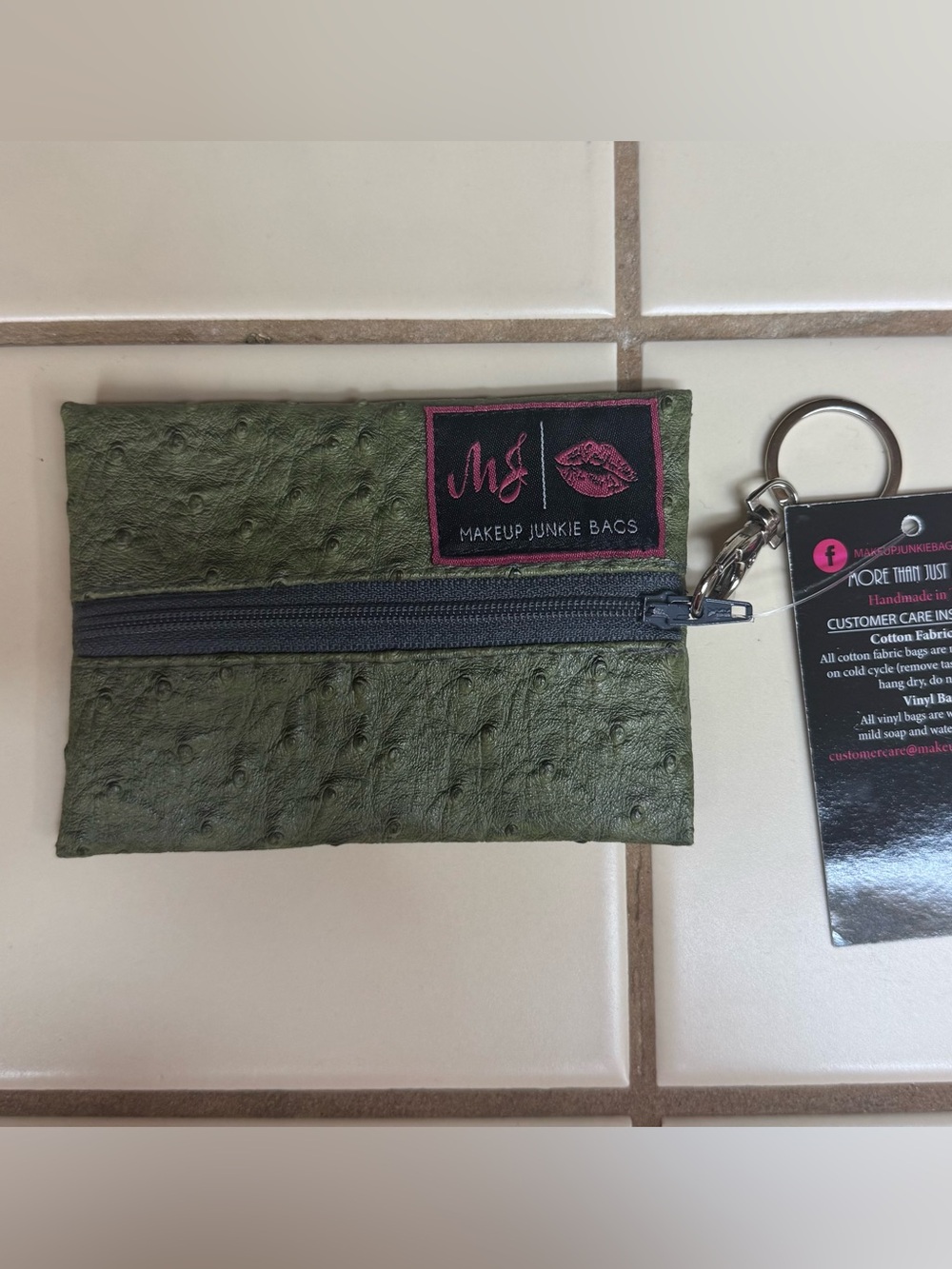Makeup Junkie Bags Olive Green Dune Micro